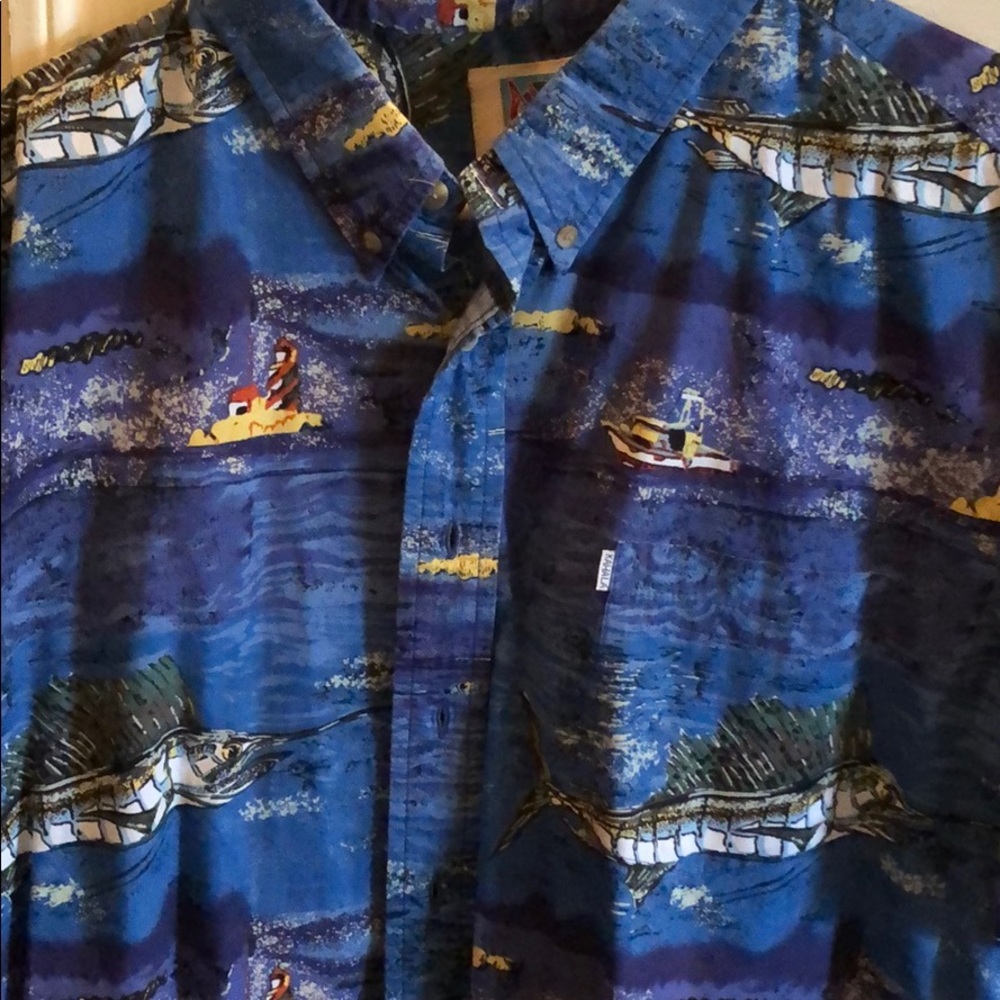 Authentic AVi Kahala Hawaiian shirt